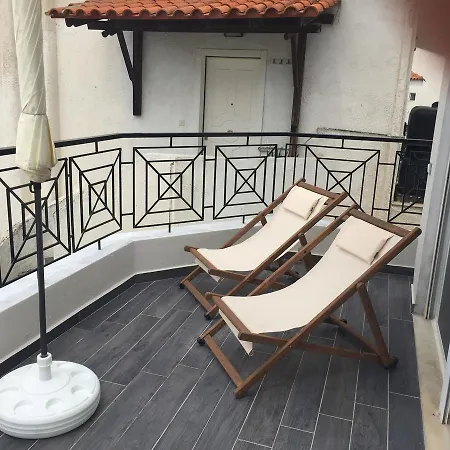 Apartament Litsa Fourka