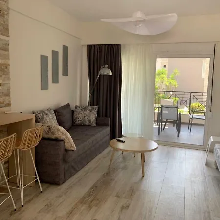 Litsa Appartement *