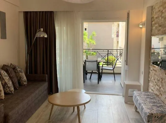 Litsa Apartamento Fourka