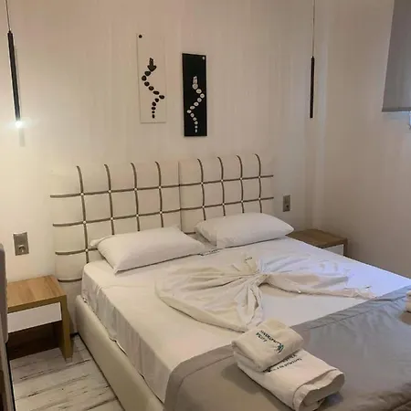 Litsa Apartment Fourka