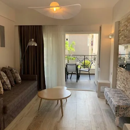 Litsa Apartment Fourka